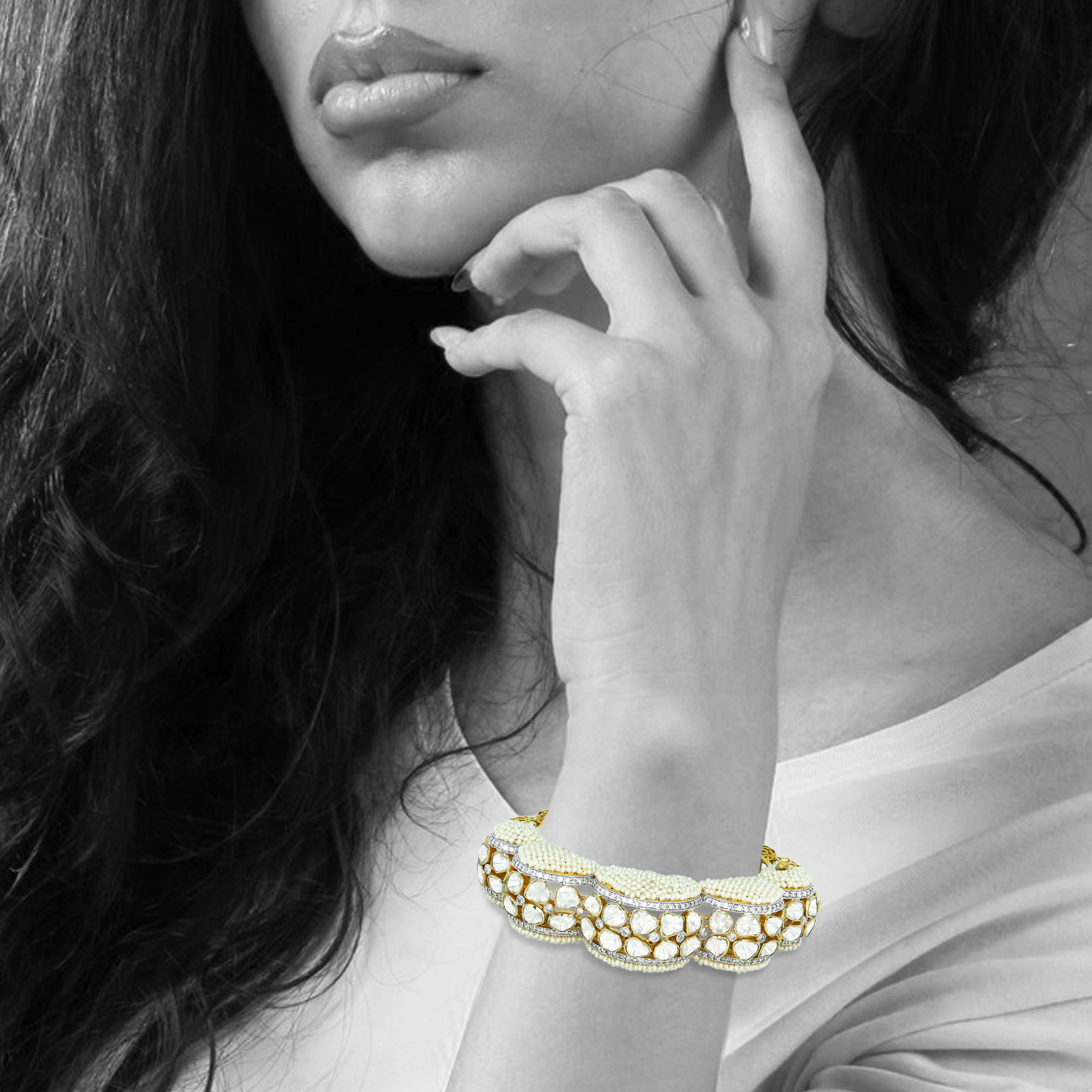 Open-Set Polki Bangle with Full-Cut Diamonds and Pearls
